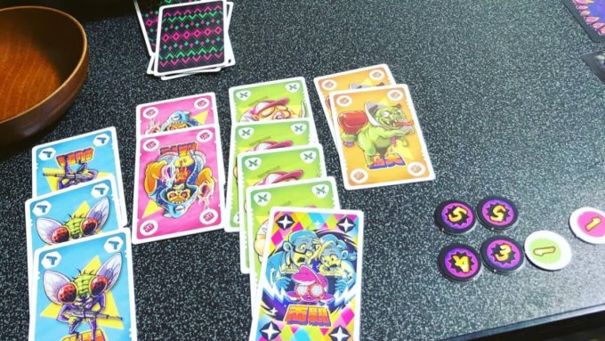カードゲームのセイミインザスーパークレイジーワールド